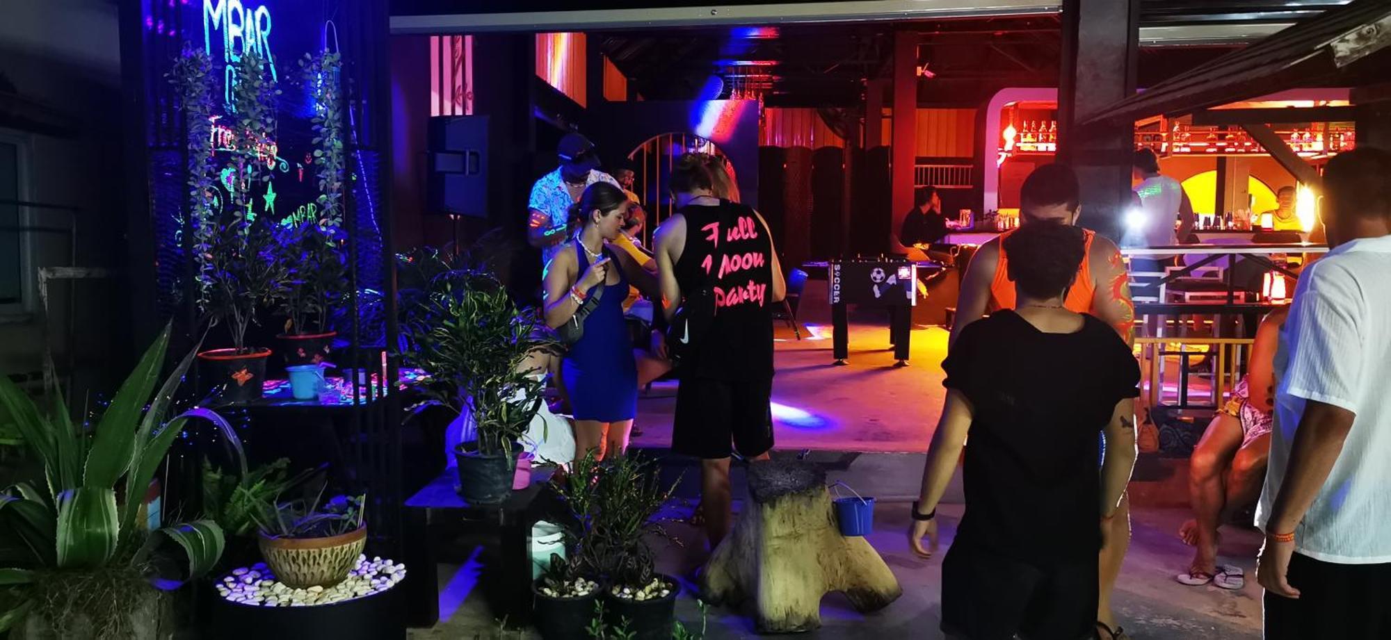 Mbar Hostel Haad Rin Dış mekan fotoğraf